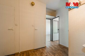 Nabízíme k pronájmu byt o dispozici 2+1 s užitnou plochou 43