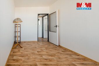Nabízíme k pronájmu byt o dispozici 2+1 s užitnou plochou 43