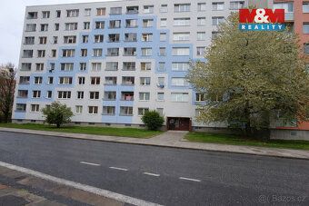 Nabízíme Vám jedinečný pronájem bytu 3+1, s podlahovou ploch