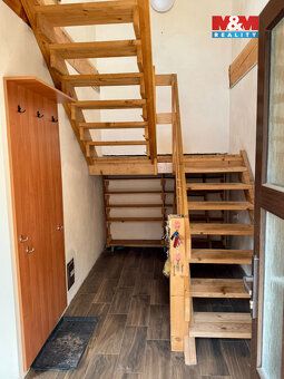 Nabízíme k dlouhodobému pronájmu samostatně stojící rodinný 
