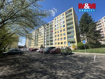 Nabízíme pronájem útulného bytu 1+kk v ulici Žežická. Tento 