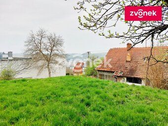 Nabízíme k prodeji stavební pozemek o výměře 759 m² s krásno