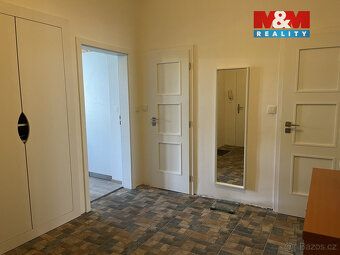 Prodej prostorného zděného bytu o dispozici 3+kk, 105 m², ve