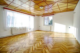 Prodej rodinného domu 5+1 se zahradou v klidné části Heřmano