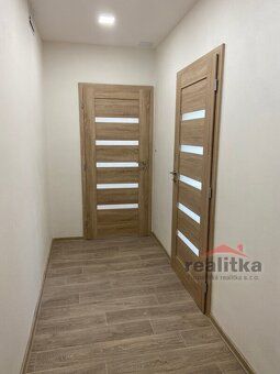 Nabízíme pronájem bytu 35 m2, 2+kk v Opavě, ul. Těšínská. By