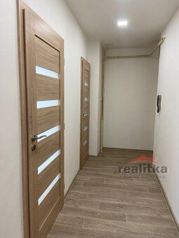 Nabízíme pronájem bytu 35 m2, 2+kk v Opavě, ul. Těšínská. By