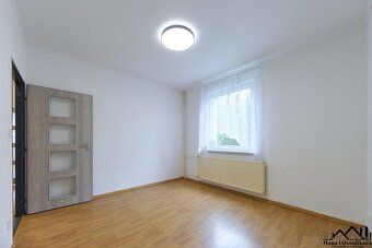 Nabízíme k pronájmu: Zděný bezbariérový byt 2+1 v osobním vl