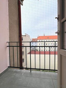 Nabízíme pronájem bytu 2+1 o celkové ploše 81m2 v klidné lok