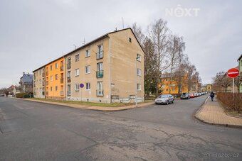 Nabízíme k pronájmu světlý byt o dispozici 2+1 v klidné a vy