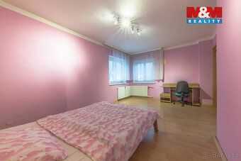 Exkluzivně nabízíme k prodeji rodinný dům o dispozici 5+1 v 