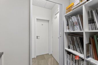 Prodej, komerční/obchodní prostory, 66 m2, Vltavínová 1305/7
