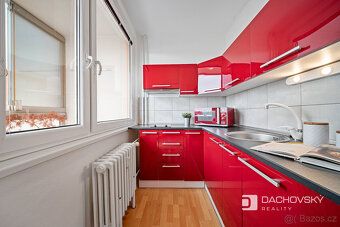 Nabízíme k prodeji světlý a prakticky řešený byt o dispozici
