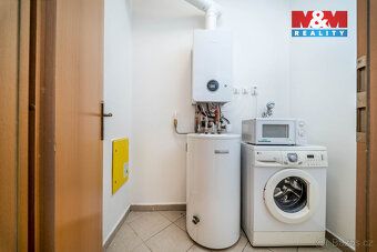 Nabízíme Vám ke koupi prostorný byt 1+kk v žádané lokalitě P