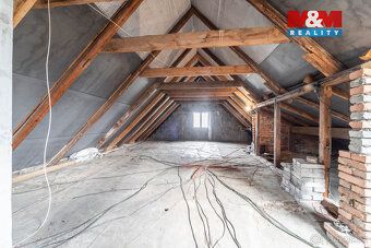Nabízíme k prodeji rodinný dům v klidné a příjemné lokalitě 