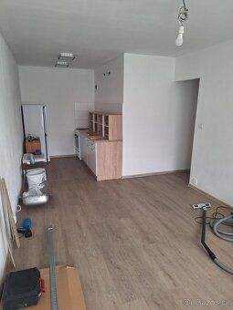 Pronájem nově zrekonstruovaného bytu 2+kk 44m2 s velkou zask
