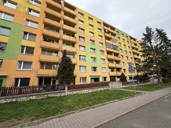 Pronajmu byt 1+1, 35 m2, v 6. patře, v bloku 2 na Sídlišti Z