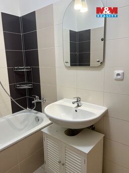 Nabízím k pronájmu velmi příjemný byt o dispozici 2+kk ve 2.