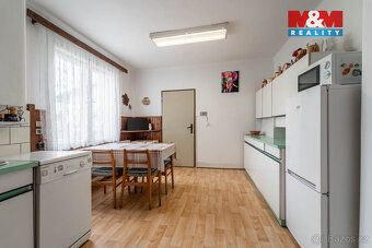 Nabízíme k prodeji rodinný dům v žádané lokalitě Dobříš. Nem