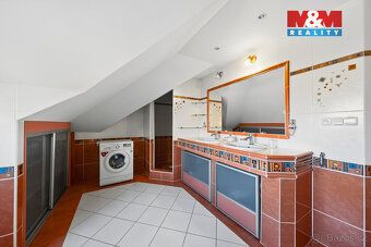 Rodinný dům 4+kk v Rajhradě nabízí klidné bydlení s výbornou