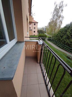 Nabízíme Vám k pronájmu byt 2+1, 55 m2 s balkonem v obci Lys