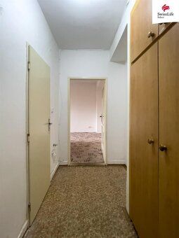Nabízím k pronájmu zděný byt 2+1 s balkonem, prostorným skle