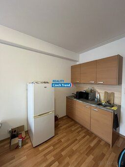 Ev.č. 02910 Nabízíme slunný byt 1+kk s lodžií, 33 m2 na ulic