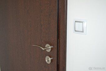 Pronajmeme světlý, vzdušný byt 2+kk, 62 m2, klidná vyhledáva