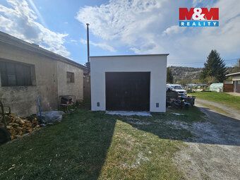 Nabízíme k prodeji prostornou garáž o zastavěné ploše 25 m² 