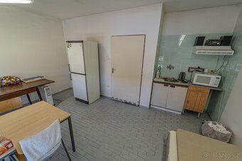 Bezno, prodej výrobně-skladového areálu o zastavěné ploše 86