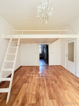 Ev.č. 01172 Prodej atypického bytu 2+1, 64 m², zahrada, Pard