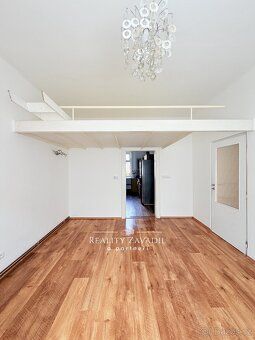 Ev.č. 01172 Prodej atypického bytu 2+1, 64 m², zahrada, Pard