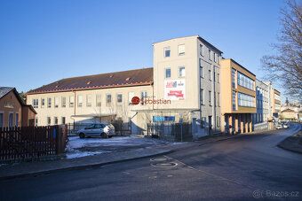 Nabízíme k dlouhodobému pronájmu skladový prostor o výměře c