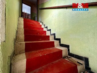 Nabízíme k prodeji samostatně stojící rodinný dům o užitné p