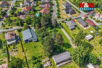 Nabízíme k prodeji výjimečný pozemek o rozloze 1916 m² v mal