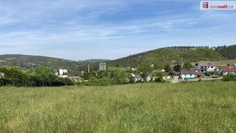 Cena je včetně provize RK , Prodej stavebního pozemku 1100m²
