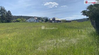 Cena je včetně provize RK , Prodej stavebního pozemku 1100m²