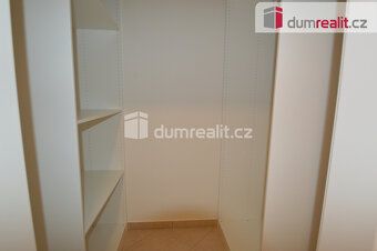 +popl. 4000, , Dumrealit.cz Vám zprostředkuje exkluzivně pro