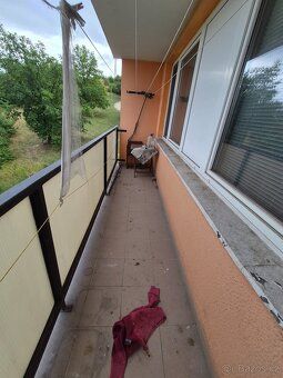 K prodeji bytová jednotka Č. 200/10 je byt v 3.NP podlaží, v