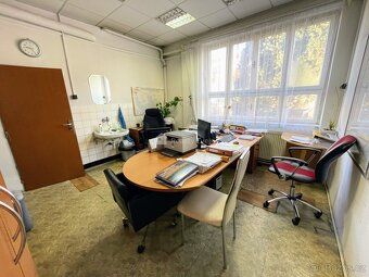 Nabízíme k prodeji průmyslový areál s celkovou plochou cca 2
