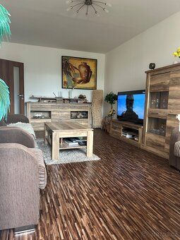 Nabízím pěkný prostorný byt 4+1 92m² ve druhém nadzemním pod