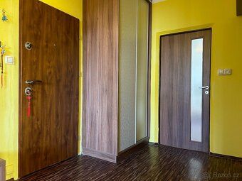 Nabízím pěkný prostorný byt 4+1 92m² ve druhém nadzemním pod