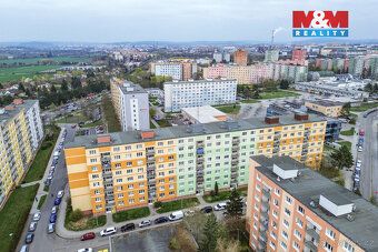 Nabízíme vám ke koupi prostorný a velmi dobře dispozičně řeš