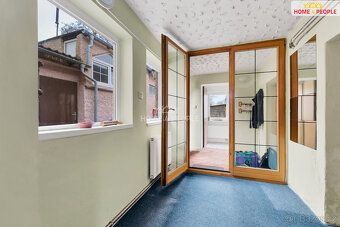 včetně právního servisu a provize RK, Zprostředkujeme Vám Zp