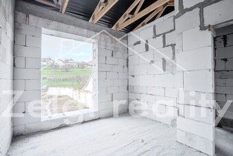 Nabízíme Vám novou nemovitost na prodej.
Rodinný dům s venko