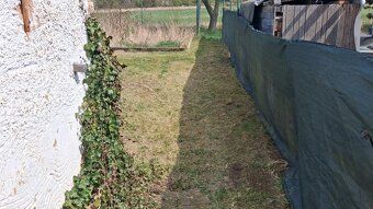 Nabízíme k pronájmu část zděné stavby o výměře 15,1 m² a opl