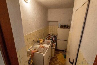 Prodám chalupu okres Pelhřimov obec Částkovice, 1.hodinu 10.