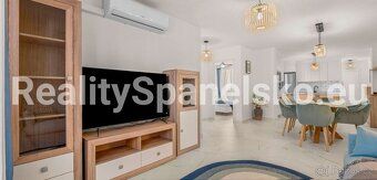 Apartmán 4+kk, 75 m², balkon s výhledem na moře – Torrevieja