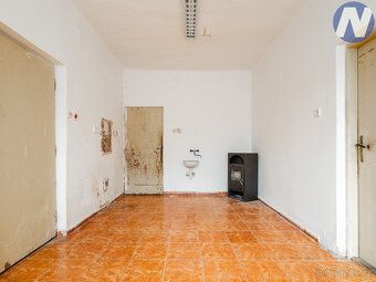 V obci Záhoří u Písku Vám nabízíme ke koupi rodinný dům o di