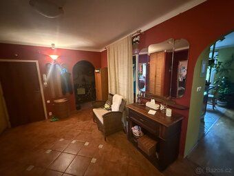 Nabízím podstoupení nájmu v cihlovém bytovém domě 98 m2 4+1 