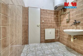 Pronájem prostorného bytu 2+kk o užitné ploše 40 m² v cihlov
